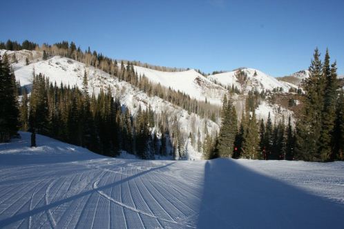 /Media/images/Product_Images/destinations/deervalley/beautifully groomed runs at the canyon.jpg